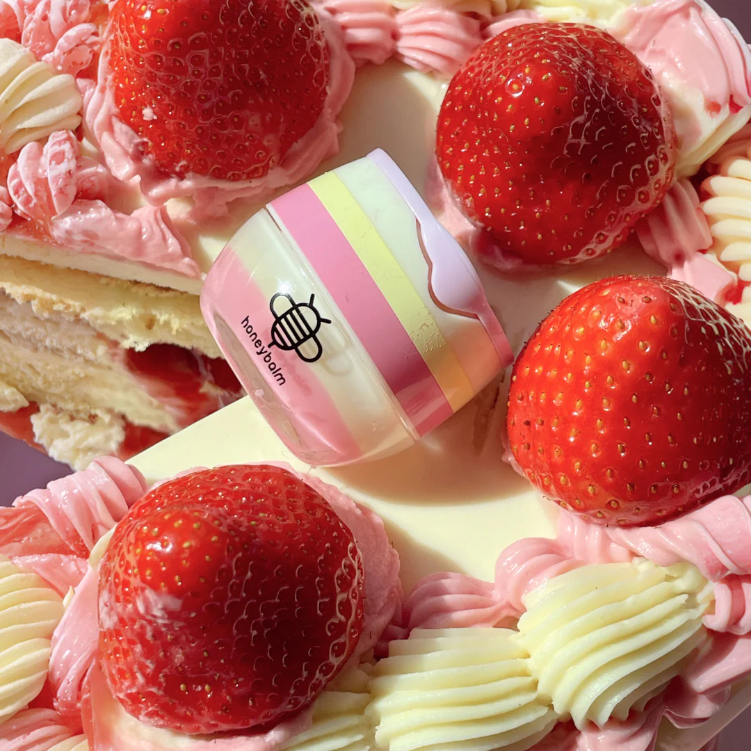 Honeybalm Birthday Cake - Image 9